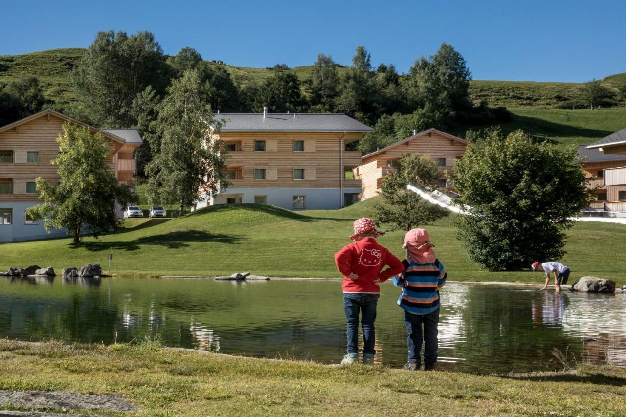 Pradas Resort Brigels Breíl Exterior foto